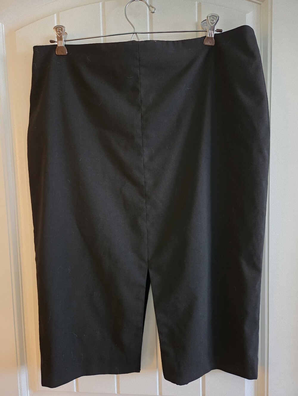 Banana Republic | Black Midi Pencil Skirt | Double Slit | Size 12